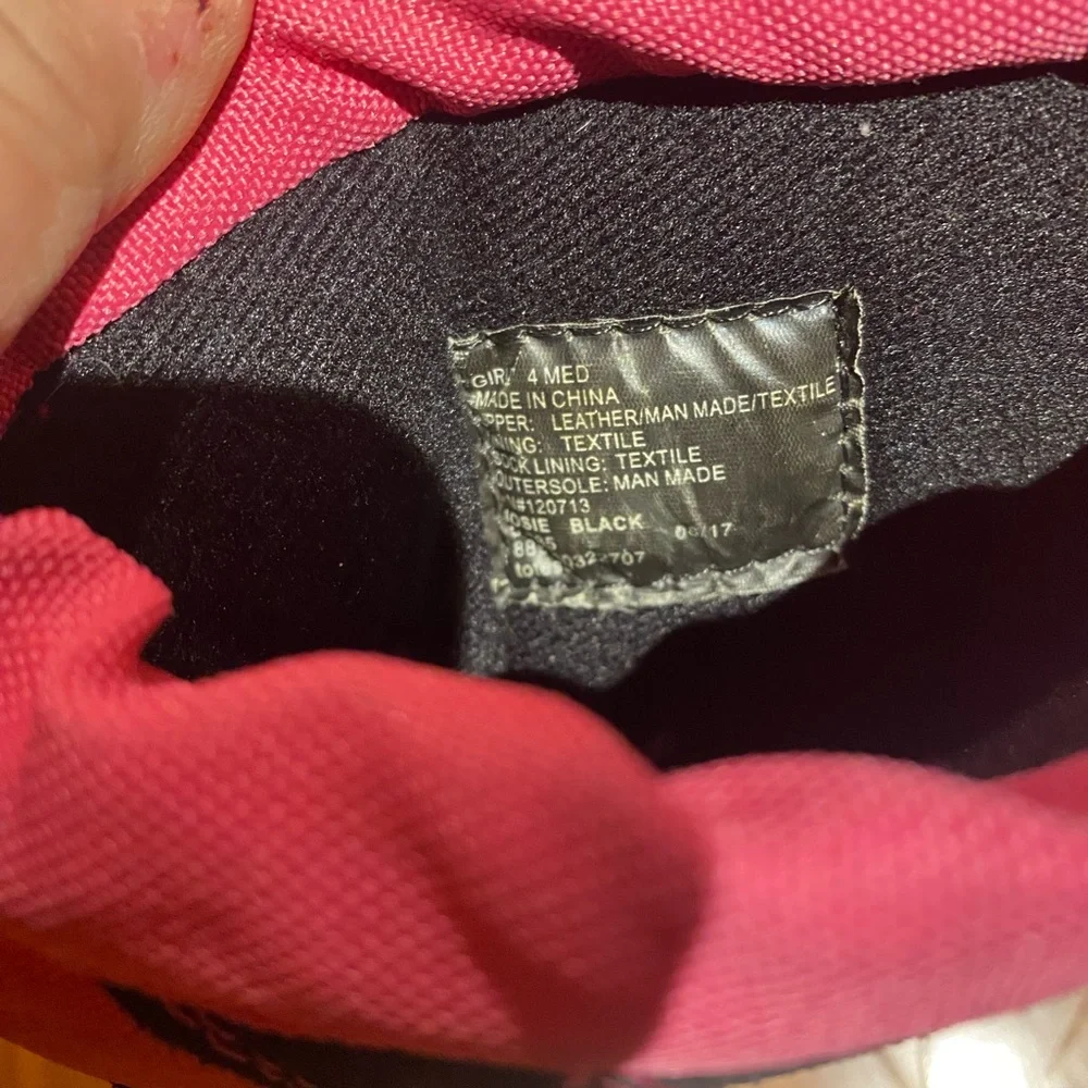 Totes pink/black girls winter boots‎ size 4